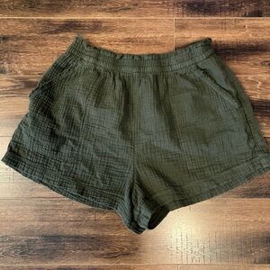 Aerie pool to party shorts